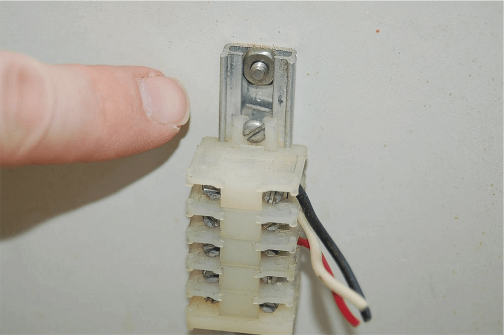 COMO USAR TRILHO DIN 10 foto10