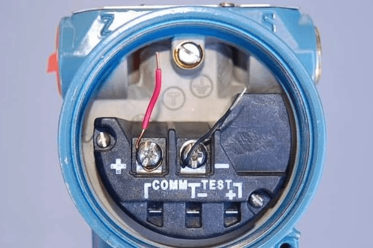 Montagem elétricas com uso de bornes. 11 FOTO 11